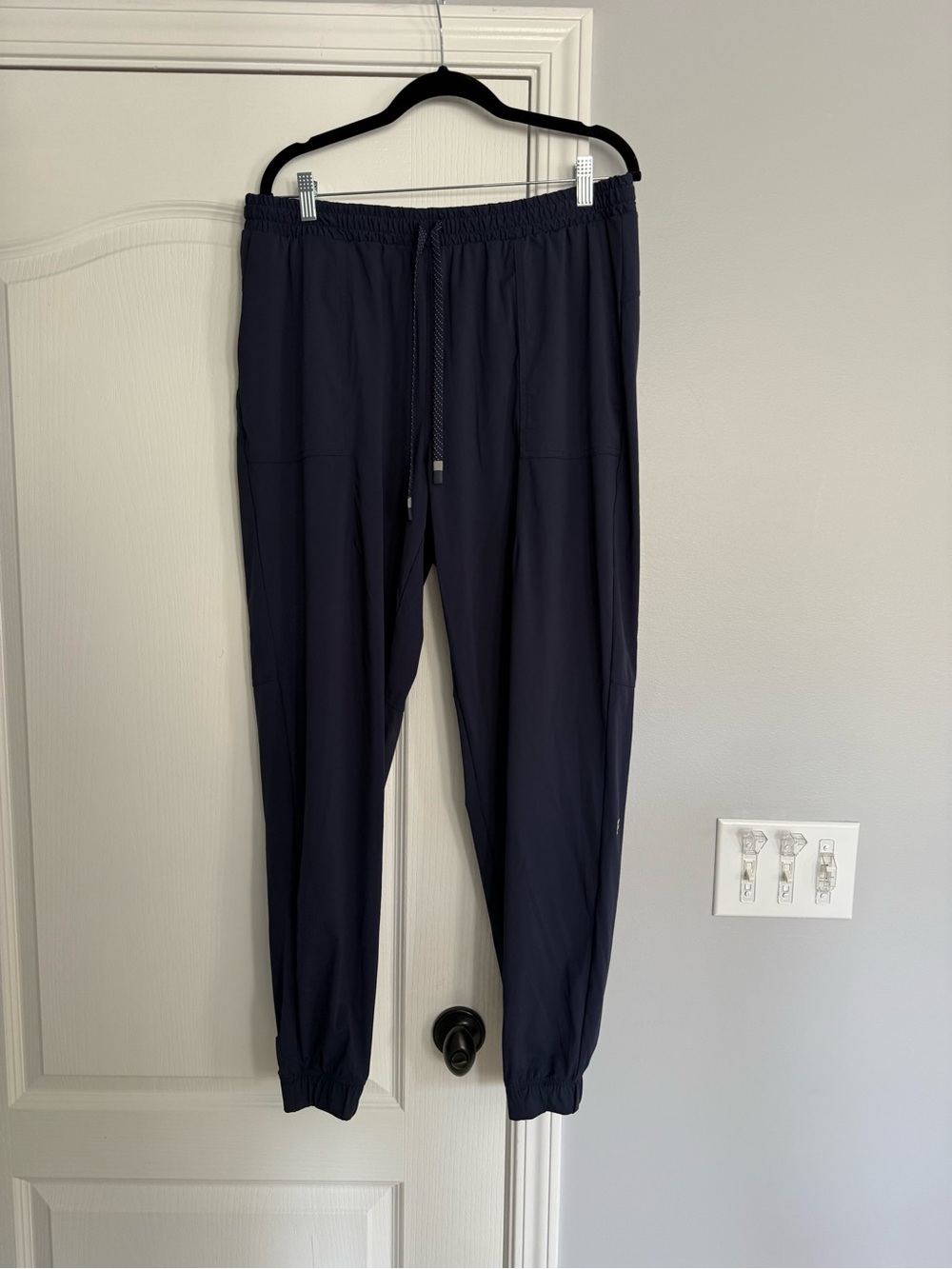 Fabletics The One Joggers - Dark Navy XL LONG